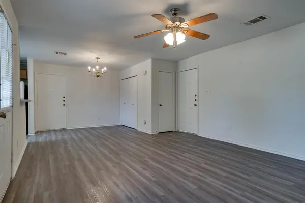 1720 Rawhide LOOP, Round Rock, TX 78681