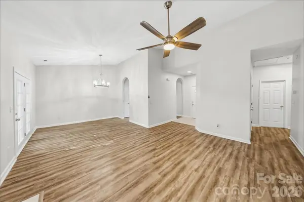 834 Horseman DR, Rock Hill, SC 29730
