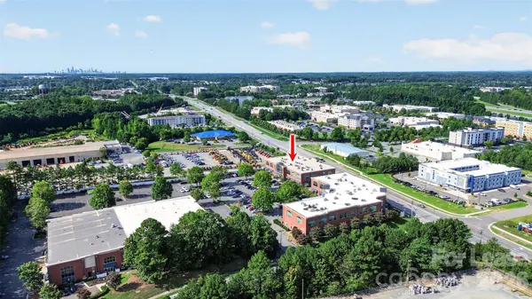10616 Metromont Pkwy #206, Charlotte, NC 28269