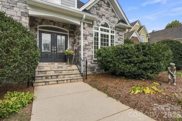 7159 Inverness DR, Denver, NC 28037