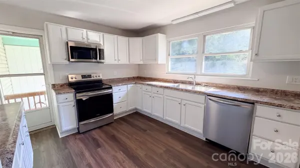 101 Craig ST, Stanley, NC 28164