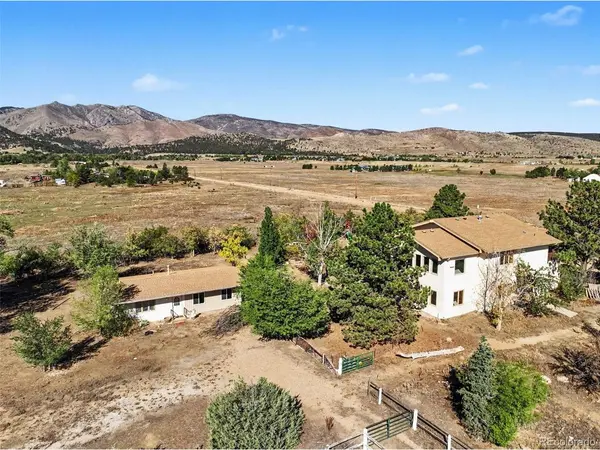 3800 Plateau, Longmont, CO 80503