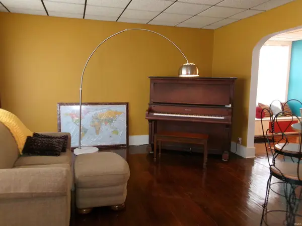 279 W main ST, Peru, IN 46970