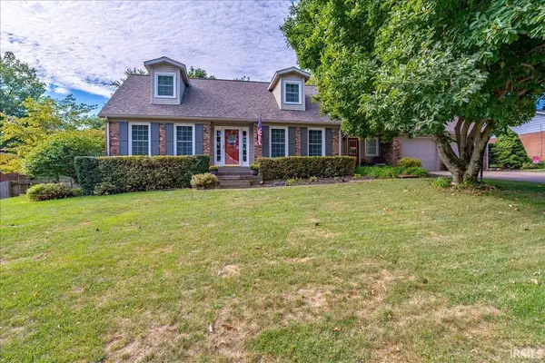 7611 Nottingham DR, Newburgh, IN 47630