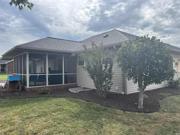 4114 Lee DR, Jasper, IN 47546