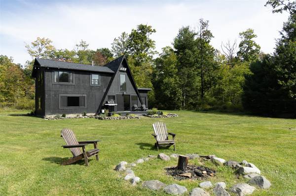 875 Wurtsboro Mountain RD, Wurtsboro, NY 12790