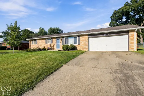 2730 Rogers ST, Columbus, IN 47201