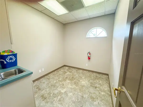 517 RIVIERA STREET #B, Venice, FL 34285