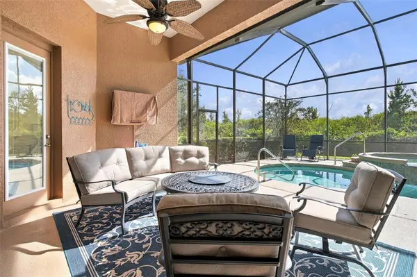 39118 GRIFFIN LNDG, Lady Lake, FL 32159