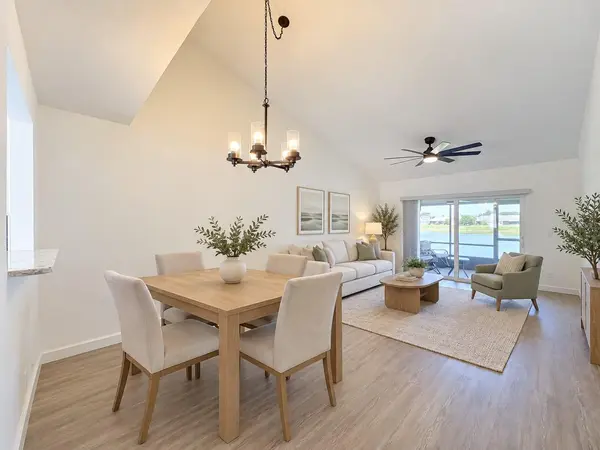 72 PINE ISLAND CIR, Kissimmee, FL 34743
