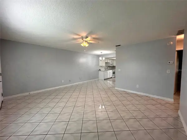 22 W COUNTRY COVE WAY, Kissimmee, FL 34743