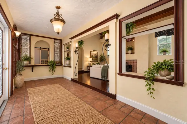 815 LAKE JESSIE DR, Winter Haven, FL 33881