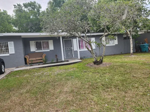 5394 BOTANY CT, Orlando, FL 32811
