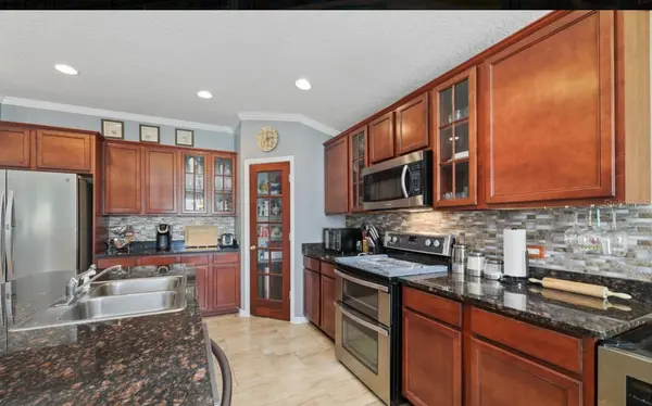 9712 WOODSTONE MILL DR, Jacksonville, FL 32244