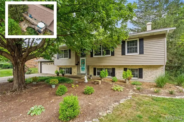 1303 Desoto DR, O'fallon, IL 62269