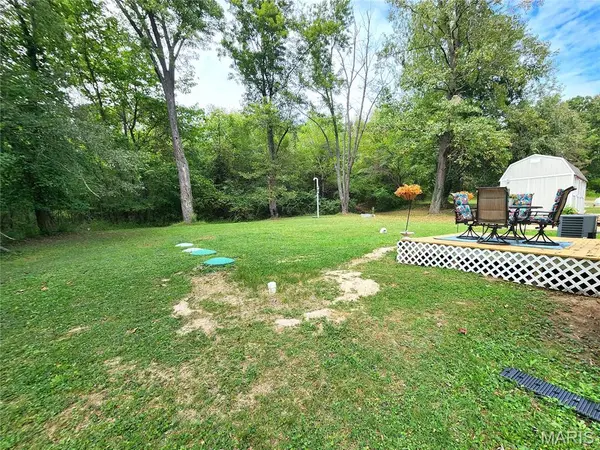 9349 Elm Loop DR, Pevely, MO 63070