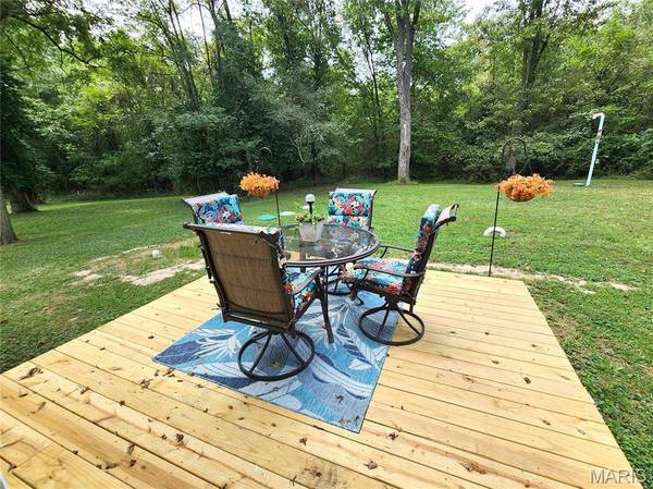 9349 Elm Loop DR, Pevely, MO 63070