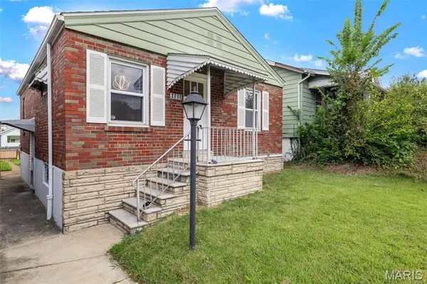 4503 Tholozan AVE, St Louis, MO 63116