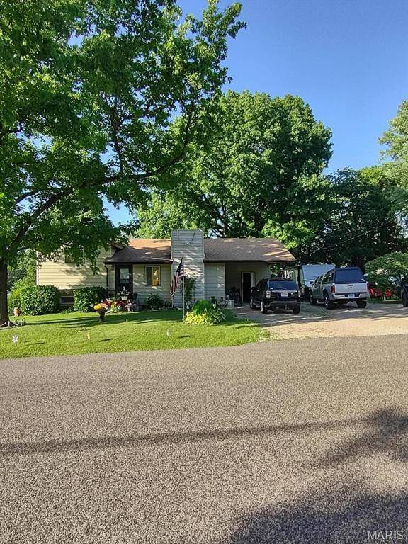 121 Hilda Crow DR, Sullivan, MO 63080