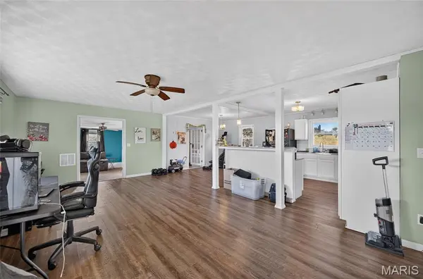 26853 Highway O, Lebanon, MO 65536