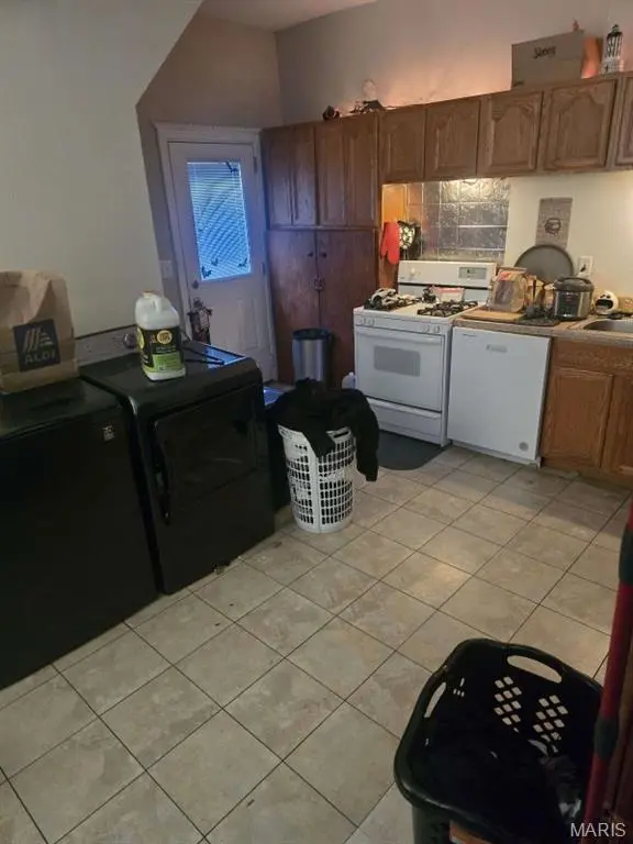 8503 Idaho AVE, St Louis, MO 63125