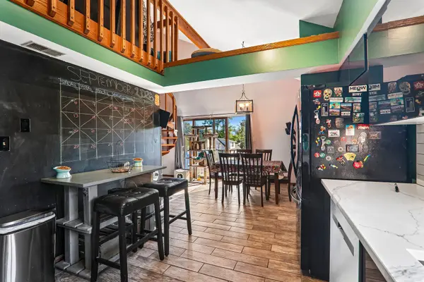15850 Laramie AVE #302, Oak Forest, IL 60452