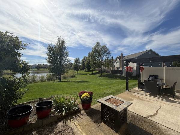 19339 Lisadell DR, Tinley Park, IL 60487