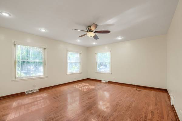 1930 W Birchwood AVE #1, Chicago, IL 60626