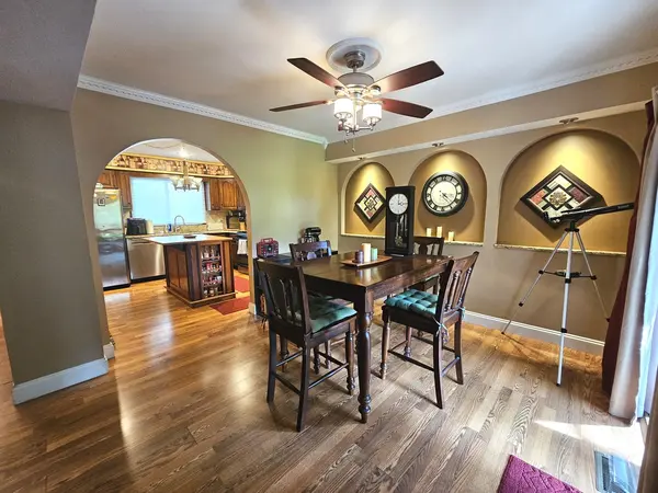 262 W GOLFVIEW TER, Palatine, IL 60067
