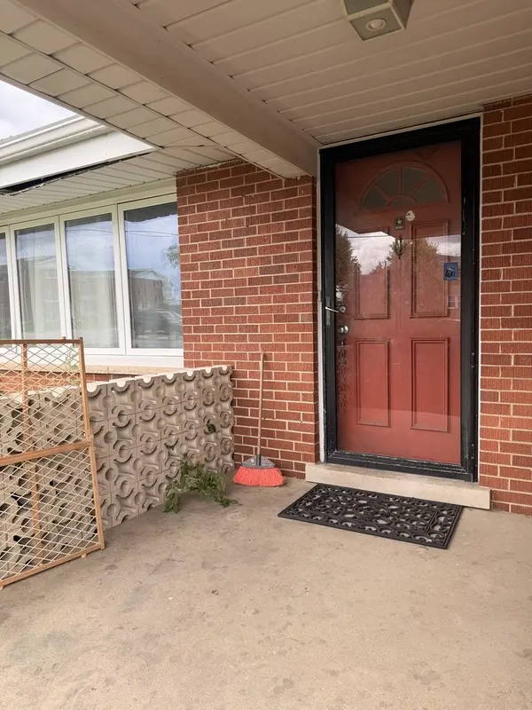 21W146 Tee LN, Itasca, IL 60143