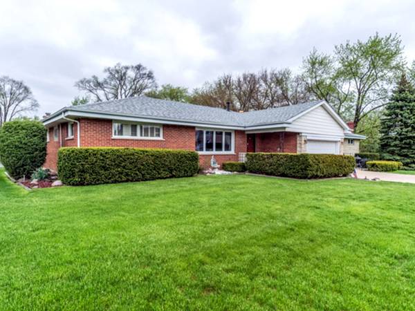 21W146 Tee LN, Itasca, IL 60143