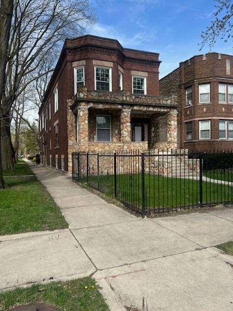 7758 S Saginaw AVE #2, Chicago, IL 60649