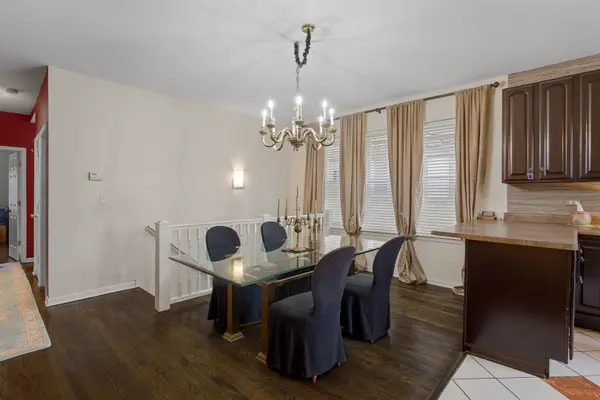 3512 W Leland AVE #1, Chicago, IL 60625