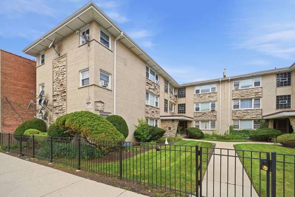 6968 W Diversey AVE #8, Chicago, IL 60707