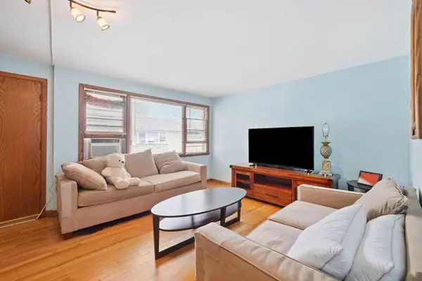 6968 W Diversey AVE #8, Chicago, IL 60707