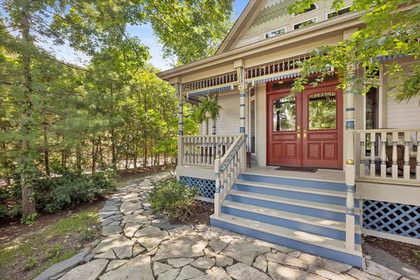 636 N Dunton AVE, Arlington Heights, IL 60004