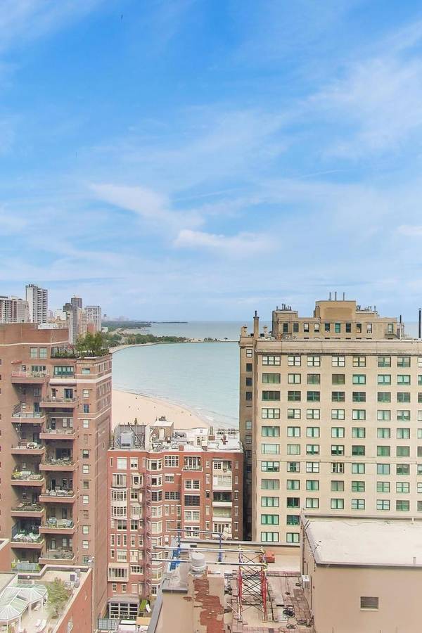 200 E Delaware PL #26A, Chicago, IL 60611