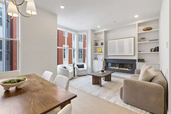 2329 N Cambridge AVE #C, Chicago, IL 60614