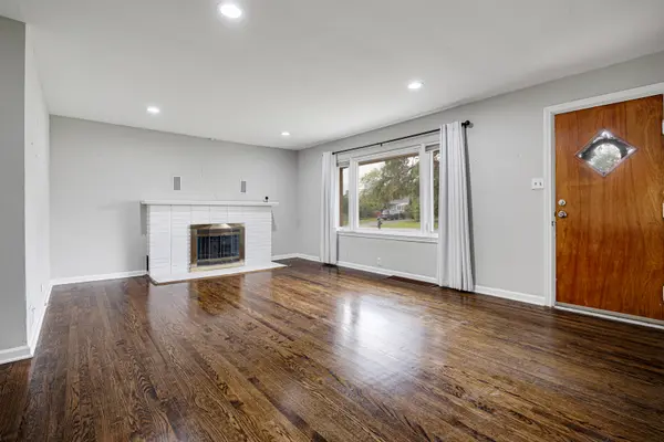 3256 Otto ST, Lansing, IL 60438