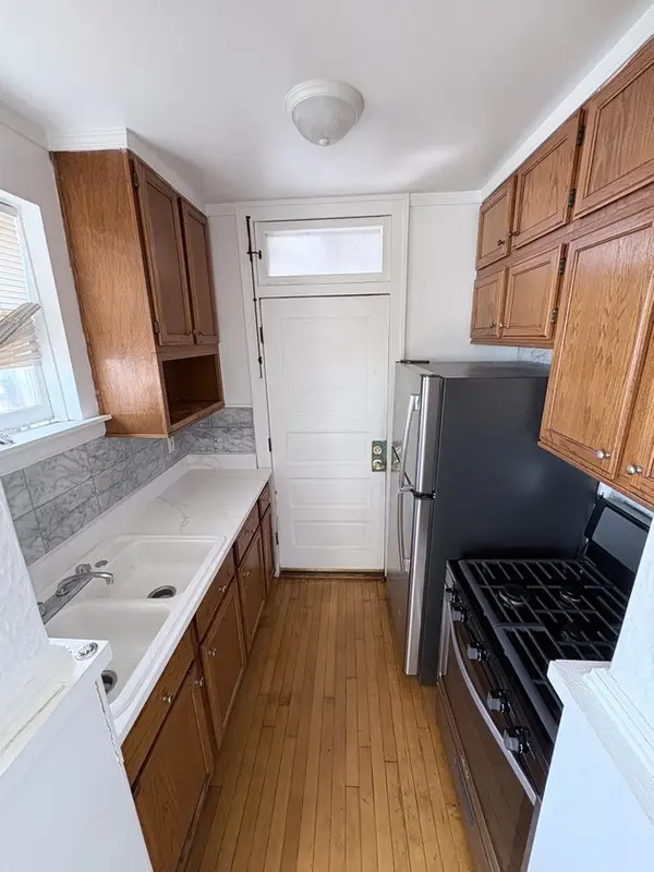 3205 Clarence AVE #D3, Berwyn, IL 60402