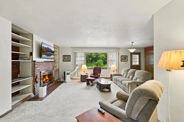 102 S Walnut ST, Sumner, IA 50674