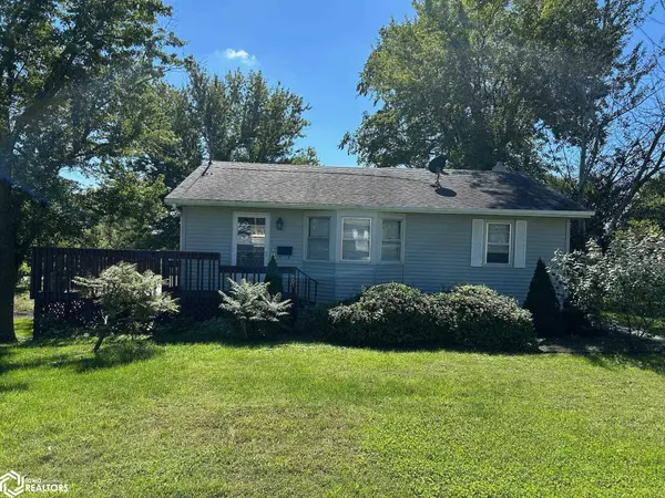 805 SE 5Th ST, Leon, IA 50144
