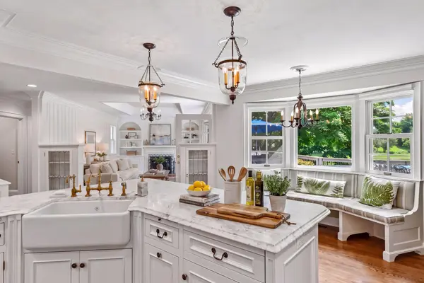17803 Maple Hill RD, Wayzata, MN 55391