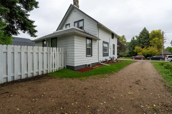 415 3rd AVE S, Moorhead, MN 56560