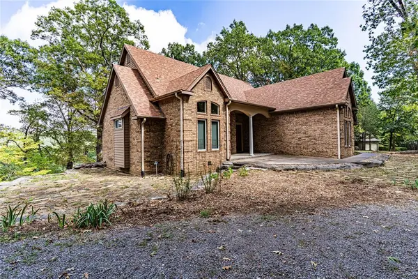 23220 E Horseshoe Bend RD, Park Hill, OK 74451