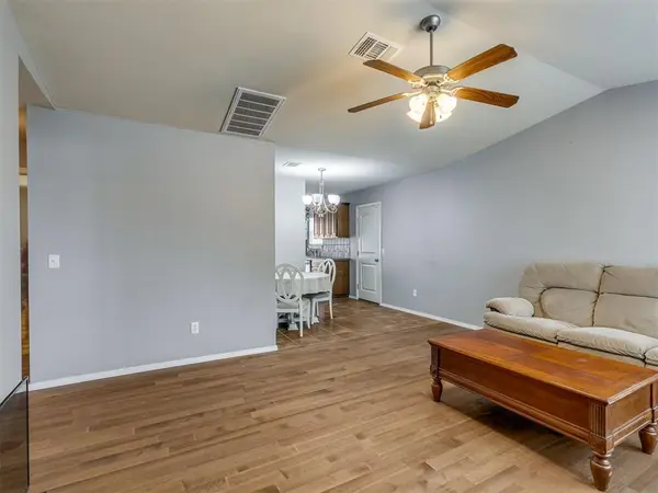 1821 NW 143rd ST, Edmond, OK 73013