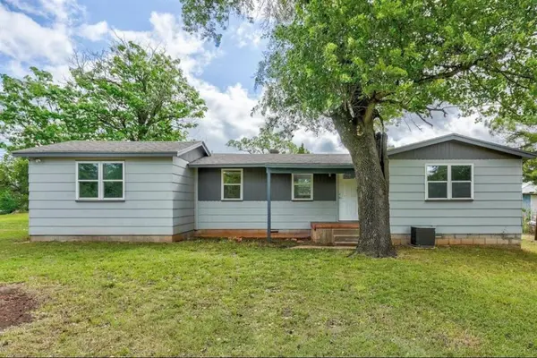 6700 N Coltrane RD, Edmond, OK 73034