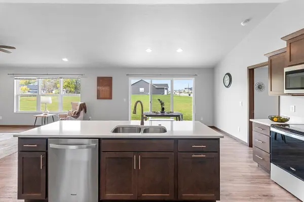 1739 HONOR ST, Neenah, WI 54956