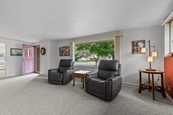 736 JOHN ST, Menasha, WI 54952