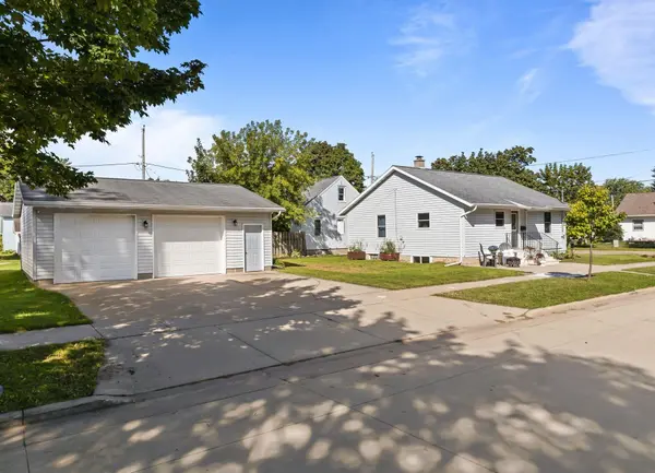 121 E SECOND ST, Kimberly, WI 54136